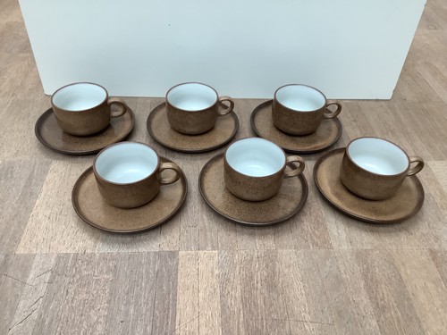 Tasse mit unterteller - 6,