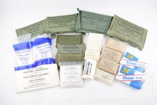 Bundeswehr 21 Teile Konvolut Verbandpäckchen Mullbinde Verbandsmaterial BW