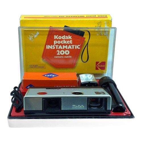 Kodak pocket instamatic 200 - pocket,