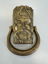 ANTIKE TÜRAPPLIKE KOPF EINES