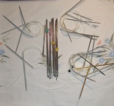 Rundstricknadeln und Nadelspiel