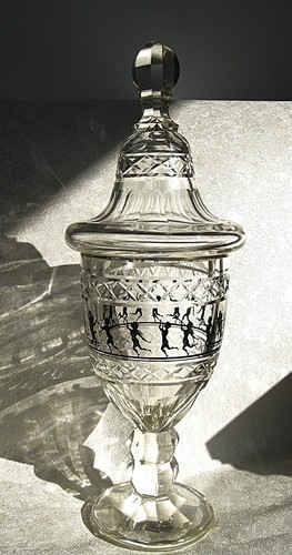 Großer schwerer deckelpokal - großer,