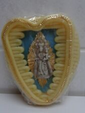 2x Wachs-Stock Kerze Kreuz Blumen weiß gold Klosterarbeit Deko