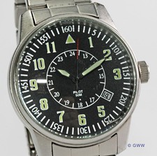 PILOT (2566) Quarz, Flieger-Design, starke Leuchtm., Dat., gewölbtes Mineralglas