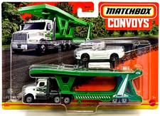 Matchbox Convoys Fahrzeug Truck Autotrasporter mit Chevy Camaro Convertible