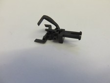 4 Stück Roco 40395, H0 Universal-Kupplungen für Norm NEM-Schacht