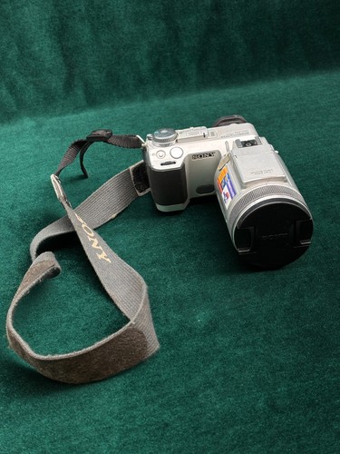Sony cyber shot - dsc-f717, 5.0mp