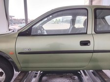 Opel Corsa B Tür vorn links