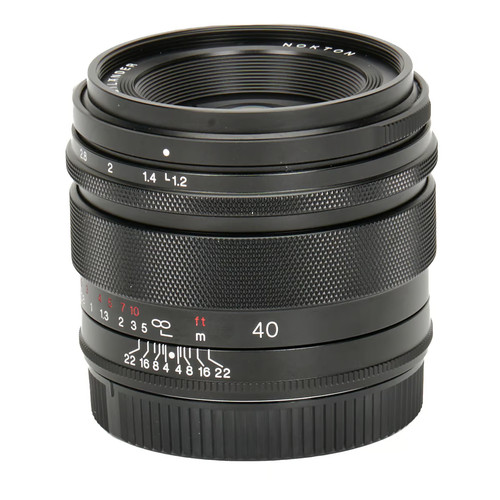 Voigtländer 40mm nokton - voigtländer,