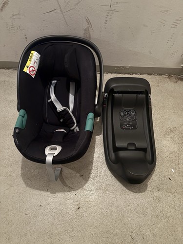 Babyschale mit isofix basis - babyschale,