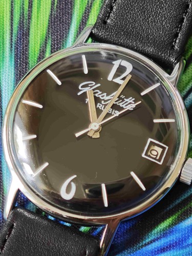 Schwarze glashütte gub - schwarze,