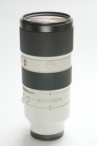 Sony 200mm 8 gm - 70-200mm, oss