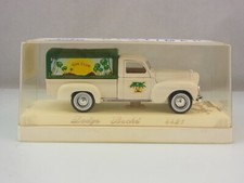 Solido Age d´or Dodge Bache´ 4421  Pick Up Van Sun Club 1940 PKW Modellbau