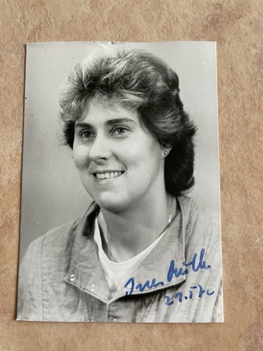 Autogramm ines müller - autogramm,