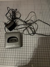 Ladeschale mit Netzteil für