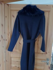 dunkelblaue lange Strickjacke