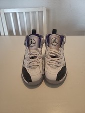Jordan Jumpman Two GS Trey / Lila Grau Weiß / Gr. 40 / DQ8431-100