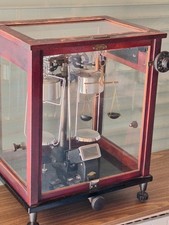 Apothekerwaage Messing mit