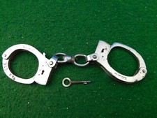 E17 Handschellen Deutschland Clejuso Handfessel schwer