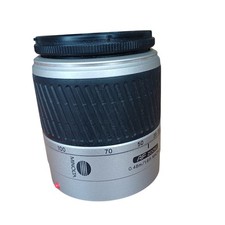 Minolta Objektiv 28-100mm 1:3.5-5.6 AF Zoom (22) D Macro AF (Minolta AF/Sony A)