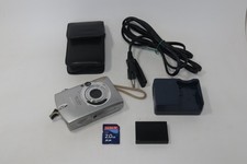 Canon IXUS 750 / PowerShot SD750 DIGITAL ELPH 7.1MP Digitalkamera - Silber