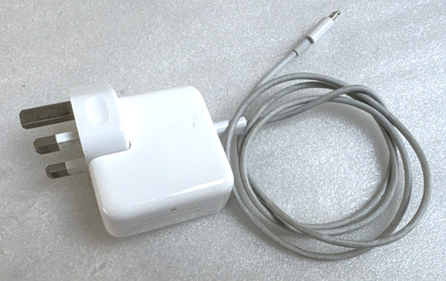 Apple 15v 30w 75a - apple, 0,75a