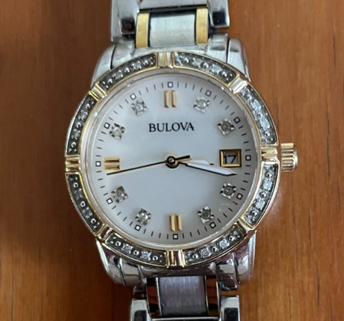 Bulova diamonds armbanduhr - 24,