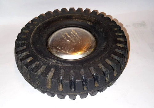 Vintage altes werbe reifen - altes,
