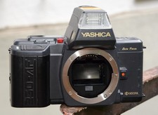 YASHICA 230 AF Spiegelreflexkamera SLR analog nur Body teildefekt Vintage rar 