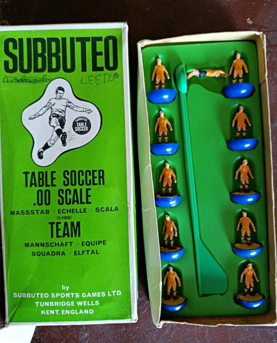 Subbuteo soccer team leeds - subbuteo,