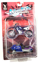 Yat Ming Adventure Series Die Cast Yamaha Motocross Motorrad & Schneemobil Set