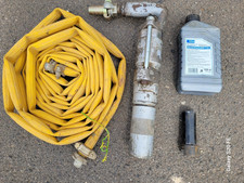 Drucklufthammer Böhler BH8 mit Keilbohrer und Druckluftschlauch und Adapter.