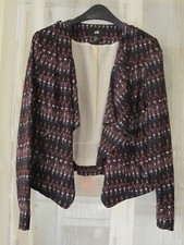 Jacke NEU 38 40 schwarz rot weiß H&M - Schößchen tailliert gefüttert - s Maße
