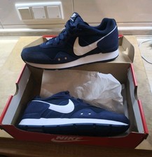 Nike Ventura Runner in Blau