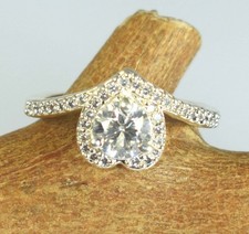 1.12 Karat Herz Form Rund