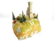 Faller H0 B-285  Diorama Burgruine mit Strahler  fertig gebaut  #P  