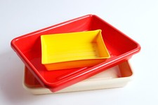 Zwei Entwicklerschalen für Fotopapier 24x30cm in Profiqualität. Sauber! Top!