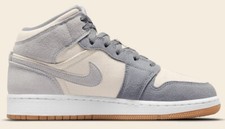 Nike Air Jordan 1 Mid SE GS
