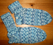 Strick Socken mit Wolle