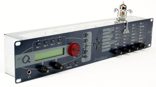 Waldorf micro synthesizer - q,
