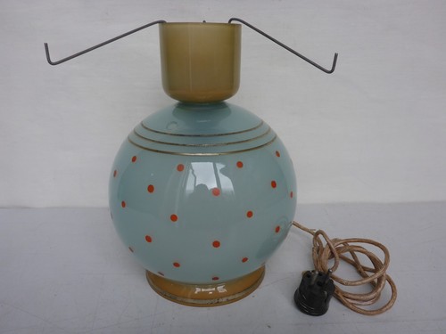 Fuß von alte tischlampe - alte,