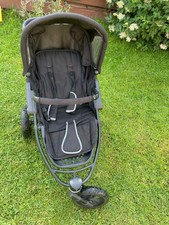 Quinny Speedi Jogger mit Babywanne & Maxi-Cosi Adapter