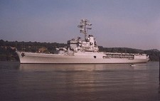 JEANNE D`ARC. Flugdeckkreuzer