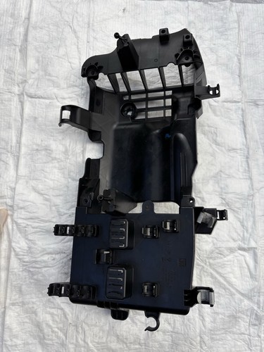 Bmw f30 f20 batteriehalter - batteriehalter, /