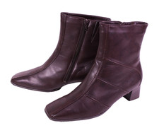 Theresia M. Stiefeletten