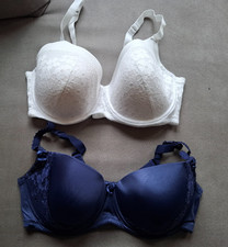 2 Push Up BH´s von C&A