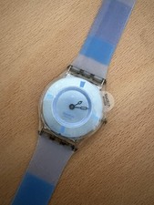 SWATCH Skin "BLUDABLU" hellblau Armbanduhr ultraflach+ federleicht neue Batterie