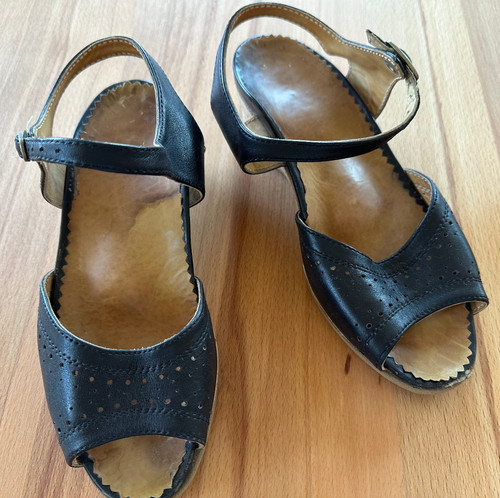 Schwarze damen leder sandalen - schwarze, damen-leder-sandalen
