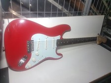 SQUIER by FENDER STRAT - SUPER