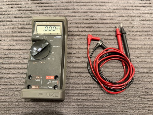 Fluke multimeter - fluke, 77
